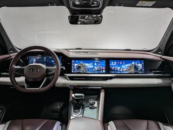 Geely Monjaro I с пробегом 2023 года, цена 3 380 000 рублей, 55840 км, внедорожник, Автокод Объявления