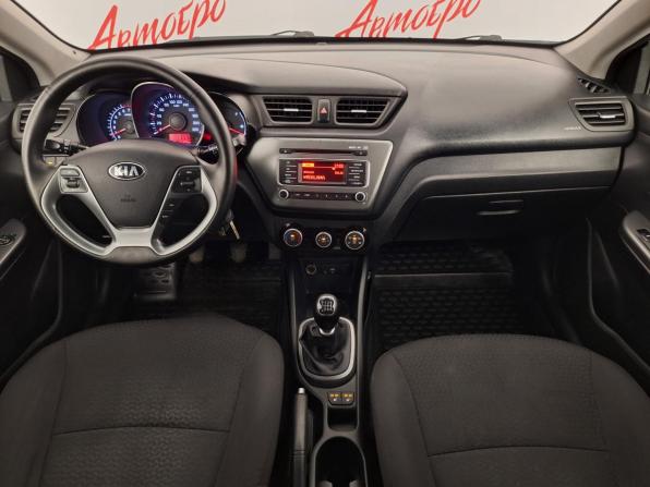 Kia Rio III Рестайлинг с пробегом 2017 года, цена 985 000 рублей, 151829 км, хэтчбек, Автокод Объявления