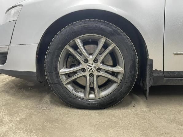 Volkswagen Passat B6 с пробегом 2009 года, цена 679 000 рублей, 220000 км, универсал, Автокод Объявления