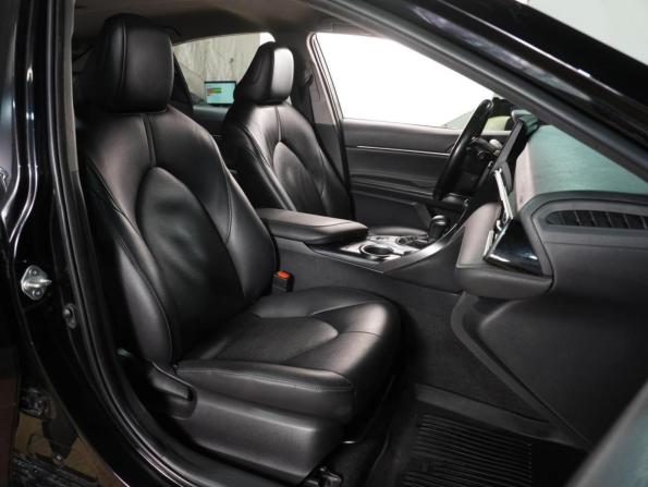 Toyota Camry VIII (XV70) Рестайлинг с пробегом 2021 года, цена 2 999 000 рублей, 135525 км, седан, Автокод Объявления