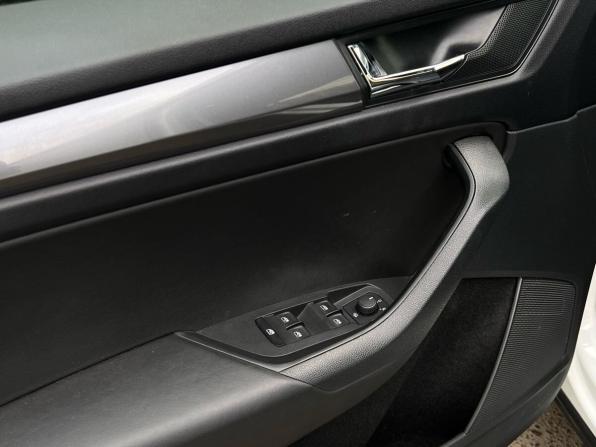 Skoda Kodiaq I с пробегом 2018 года, цена 2 399 999 рублей, 73350 км, внедорожник, Автокод Объявления