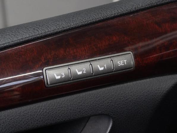 Lexus LX III с пробегом 2011 года, цена 3 579 000 рублей, 289381 км, внедорожник, Автокод Объявления