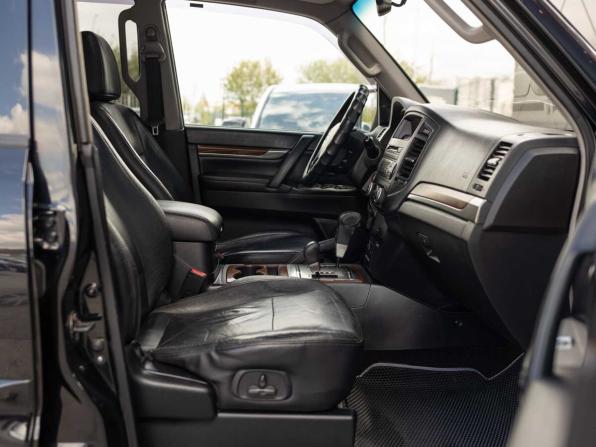 Mitsubishi Pajero IV с пробегом 2007 года, цена 1 450 000 рублей, 252929 км, внедорожник, Автокод Объявления