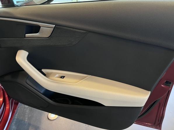 Audi A4 V (B9) с пробегом 2019 года, цена 2 212 000 рублей, 105527 км, седан, Автокод Объявления
