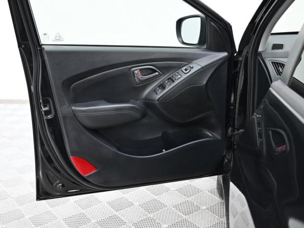 Hyundai ix35 I Рестайлинг с пробегом 2014 года, цена 935 000 рублей, 125141 км, внедорожник, Автокод Объявления