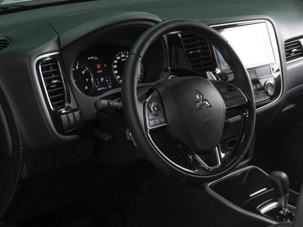 Mitsubishi Outlander III Рестайлинг 3 с пробегом 2022 года, цена 3 829 000 рублей, 374 км, внедорожник, Автокод Объявления