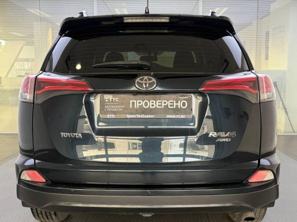 Toyota RAV4 IV (XA40) Рестайлинг с пробегом 2017 года, цена 2 450 000 рублей, 175073 км, внедорожник, Автокод Объявления