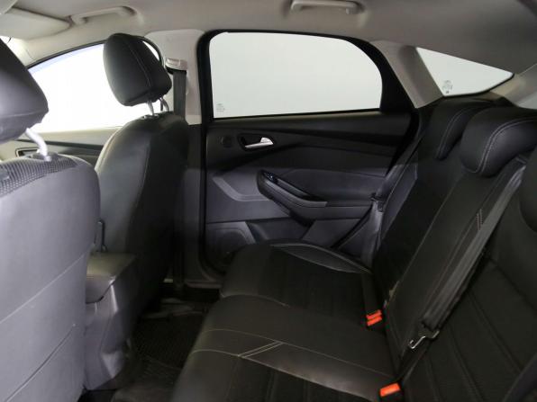 Ford Focus III с пробегом 2012 года, цена 890 000 рублей, 94640 км, хэтчбек, Автокод Объявления