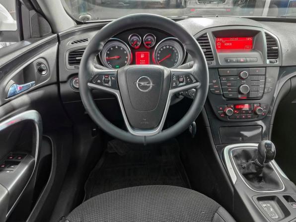 Opel Insignia I с пробегом 2013 года, цена 752 000 рублей, 255139 км, хэтчбек, Автокод Объявления