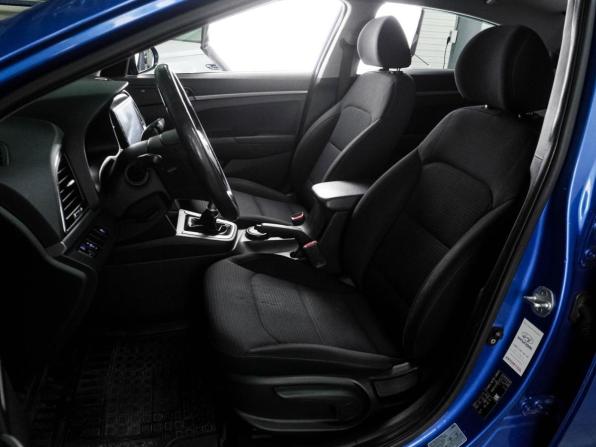 Hyundai Elantra VI (AD) с пробегом 2017 года, цена 1 238 000 рублей, 184750 км, седан, Автокод Объявления