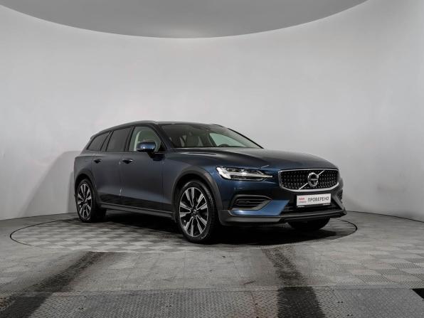 Volvo V60 Cross Country II с пробегом 2020 года, цена 3 890 000 рублей, 55241 км, универсал, Автокод Объявления