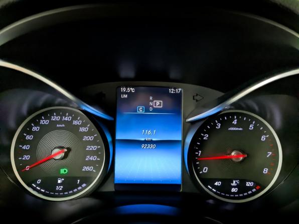 Mercedes-Benz C-Класс IV (W205) Рестайлинг с пробегом 2019 года, цена 2 766 000 рублей, 92328 км, седан, Автокод Объявления