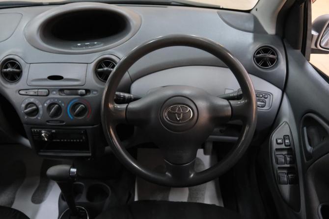 Toyota Vitz I (P10) с пробегом 2002 года, цена 399 000 рублей, 400000 км, хэтчбек, Автокод Объявления