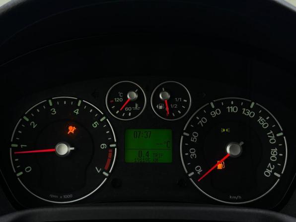 Ford Fiesta Mk5 с пробегом 2007 года, цена 325 000 рублей, 190000 км, хэтчбек, Автокод Объявления