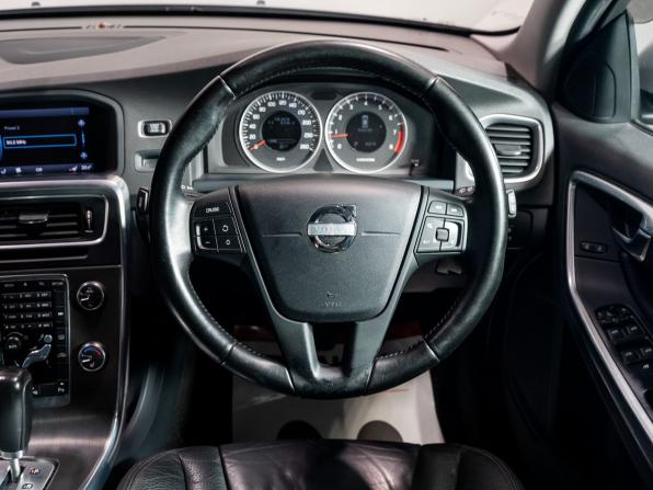 Volvo V60 I с пробегом 2011 года, цена 1 125 000 рублей, 76500 км, универсал, Автокод Объявления