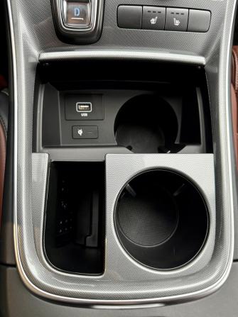 Hyundai Santa Fe IV Рестайлинг с пробегом 2022 года, цена 3 995 000 рублей, 33677 км, внедорожник, Автокод Объявления