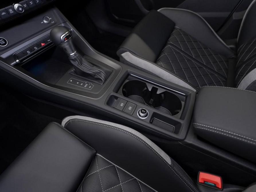 Audi Q3 II (F3) Москва  - изображение 15