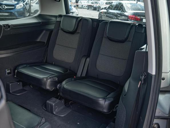 Volkswagen Sharan II с пробегом 2013 года, цена 1 345 000 рублей, 93614 км, минивэн, Автокод Объявления