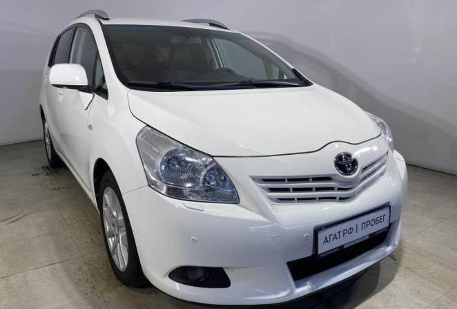 Toyota Verso I с пробегом 2012 года, цена 1 130 000 рублей, 271719 км, компактвэн, Автокод Объявления