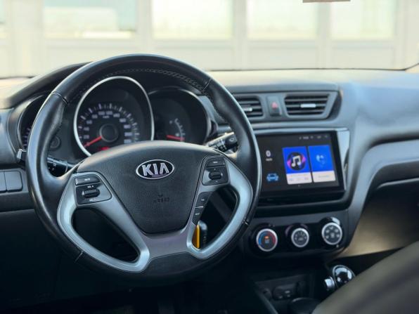 Kia Rio III Рестайлинг с пробегом 2017 года, цена 1 140 000 рублей, 115185 км, седан, Автокод Объявления