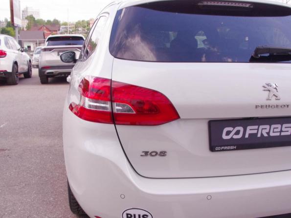 Peugeot 308 II Рестайлинг с пробегом 2020 года, цена 1 610 000 рублей, 96166 км, универсал, Автокод Объявления