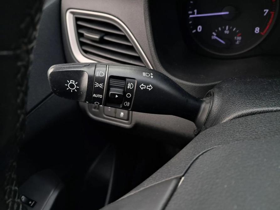 Hyundai Solaris II Санкт-Петербург  - изображение 11