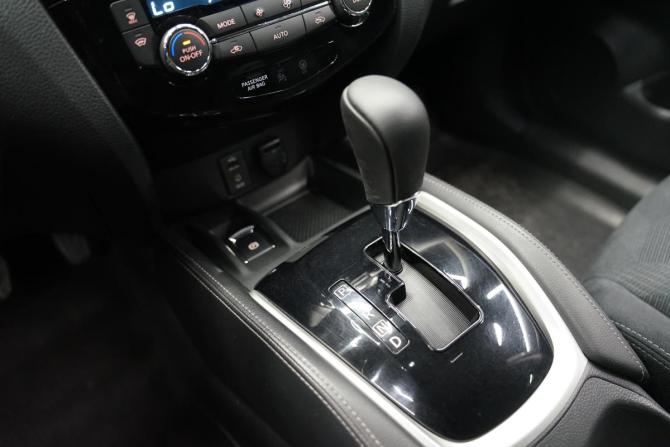 Nissan X-Trail III с пробегом 2017 года, цена 1 890 000 рублей, 144925 км, внедорожник, Автокод Объявления