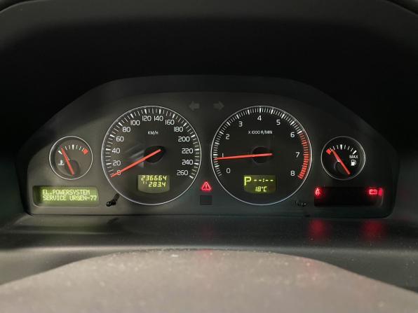 Volvo S60 I Рестайлинг с пробегом 2008 года, цена 400 000 рублей, 236661 км, седан, Автокод Объявления
