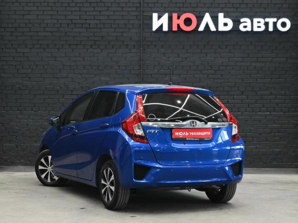 Honda Fit III с пробегом 2016 года, цена 1 100 000 рублей, 96700 км, хэтчбек, Автокод Объявления