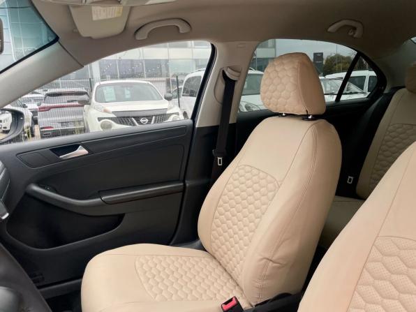 Volkswagen Jetta VI с пробегом 2013 года, цена 950 000 рублей, 187000 км, седан, Автокод Объявления