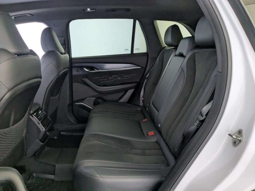 Geely Monjaro I Москва  - изображение 11