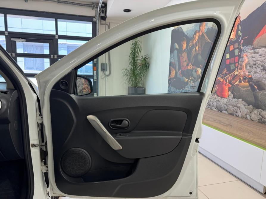 Renault Logan II Астрахань  - изображение 7