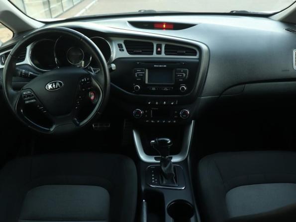 Kia Ceed II с пробегом 2014 года, цена 1 070 000 рублей, 184320 км, хэтчбек, Автокод Объявления