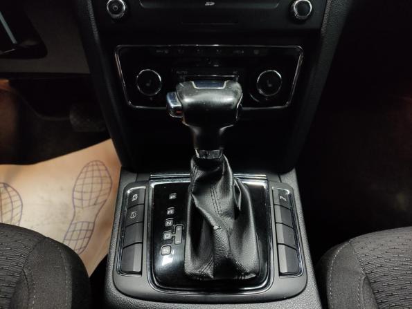 Skoda Superb II с пробегом 2012 года, цена 999 000 рублей, 288286 км, лифтбек, Автокод Объявления