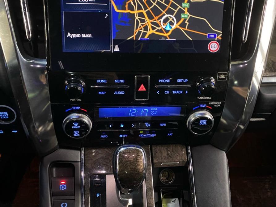 Toyota Alphard III Рестайлинг Санкт-Петербург  - изображение 13