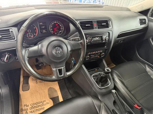 Volkswagen Jetta VI с пробегом 2011 года, цена 659 200 рублей, 229914 км, седан, Автокод Объявления