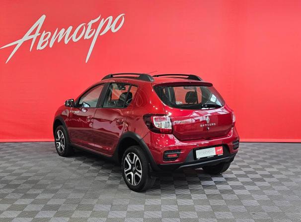 Renault Sandero II Рестайлинг с пробегом 2018 года, цена 1 199 000 рублей, 83829 км, хэтчбек, Автокод Объявления