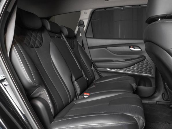 Hyundai Santa Fe IV Рестайлинг с пробегом 2022 года, цена 3 652 400 рублей, 95000 км, внедорожник, Автокод Объявления