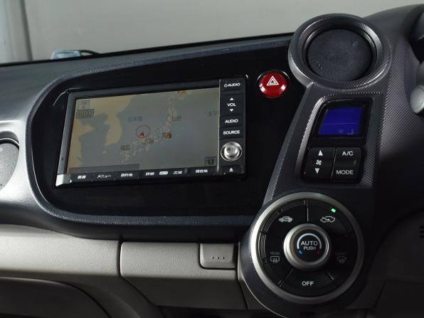 Honda Insight II с пробегом 2009 года, цена 749 995 рублей, 211449 км, хэтчбек, Автокод Объявления