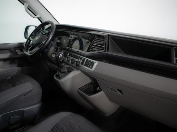 Volkswagen Caravelle T6 Рестайлинг с пробегом 2021 года, цена 3 835 000 рублей, 233649 км, минивэн, Автокод Объявления
