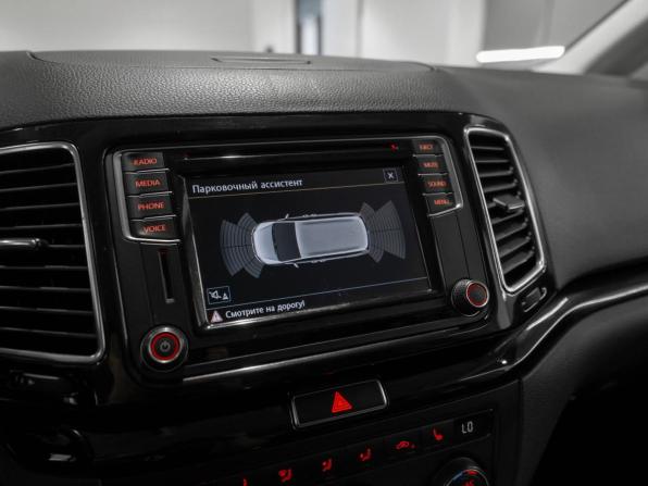 SEAT Alhambra II Рестайлинг с пробегом 2015 года, цена 1 770 000 рублей, 225219 км, минивэн, Автокод Объявления
