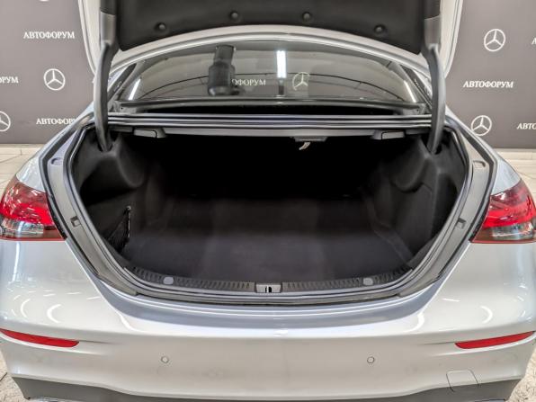 Mercedes-Benz E-Класс V (W213 S213 C238) Рестайлинг с пробегом 2022 года, цена 5 345 000 рублей, 63283 км, седан, Автокод Объявления