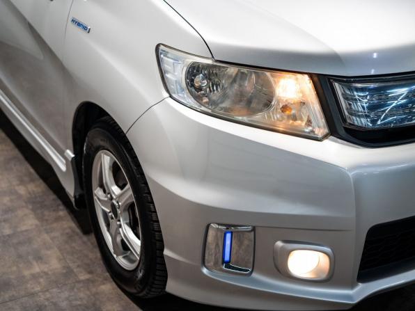 Honda Freed I Рестайлинг с пробегом 2013 года, цена 1 210 000 рублей, 112712 км, компактвэн, Автокод Объявления