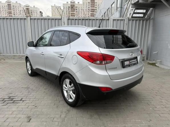 Hyundai ix35 I с пробегом 2013 года, цена 1 295 000 рублей, 131177 км, внедорожник, Автокод Объявления