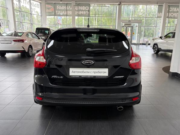 Ford Focus III с пробегом 2013 года, цена 748 000 рублей, 177349 км, хэтчбек, Автокод Объявления