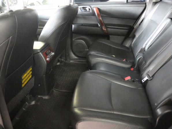 Toyota Highlander II (XU40) Рестайлинг с пробегом 2012 года, цена 1 490 000 рублей, 304217 км, внедорожник, Автокод Объявления