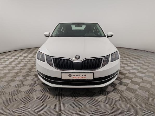 Skoda Octavia III (A7) Рестайлинг с пробегом 2020 года, цена 1 490 000 рублей, 122103 км, лифтбек, Автокод Объявления