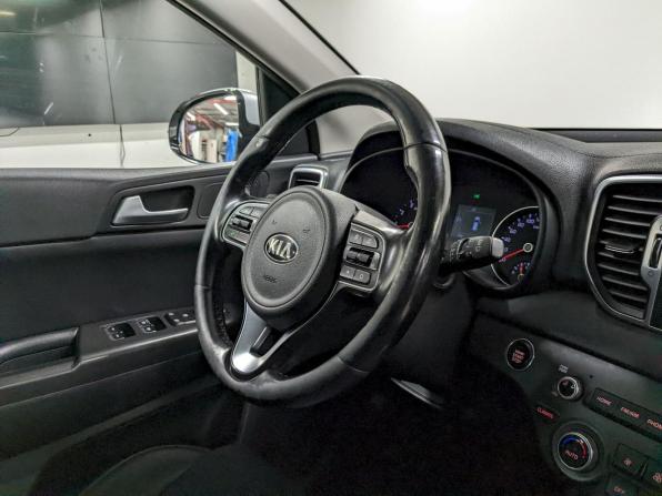 Kia Sportage IV с пробегом 2018 года, цена 1 590 000 рублей, 200708 км, внедорожник, Автокод Объявления
