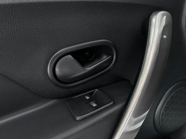 Renault Logan II Рестайлинг с пробегом 2020 года, цена 1 160 000 рублей, 114780 км, седан, Автокод Объявления