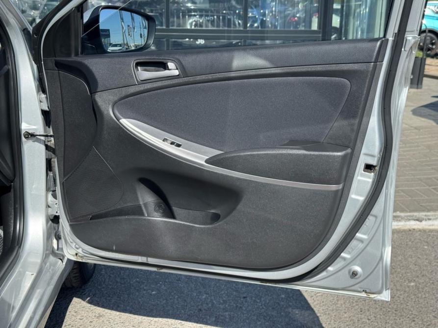 Hyundai Solaris I Рестайлинг Волгоград  - изображение 21